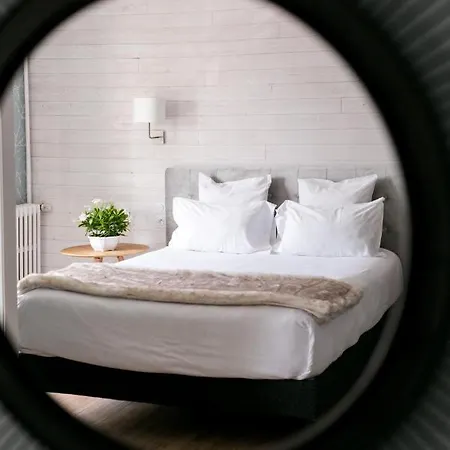 Le Cotentin & Restaurant Le Cot' 3* פורטביי