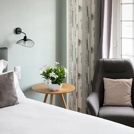 Le Cotentin & Restaurant Le Cot' פורטביי