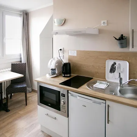 אורחן Le Cotentin & Restaurant Le Cot' פורטביי