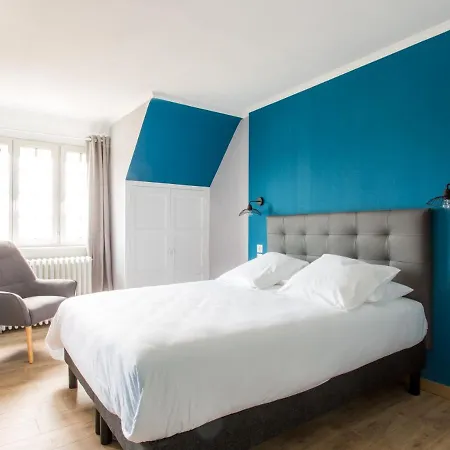 Le Cotentin & Restaurant Le Cot' פורטביי