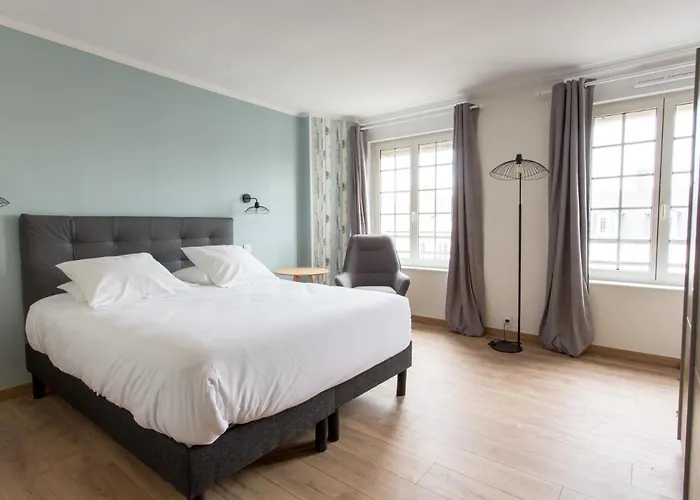 Le Cotentin & Restaurant Le Cot' Estalagem